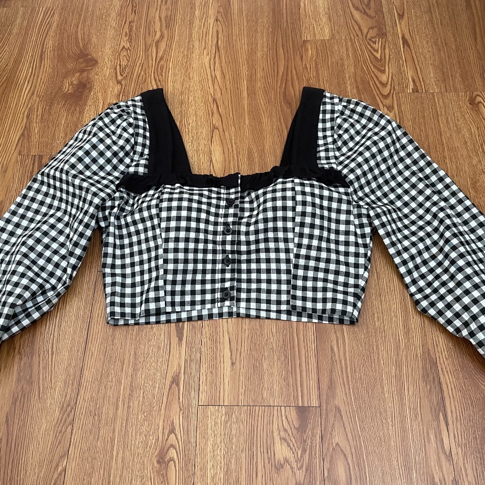 BCBG Generation Gingham Printed Crop Top